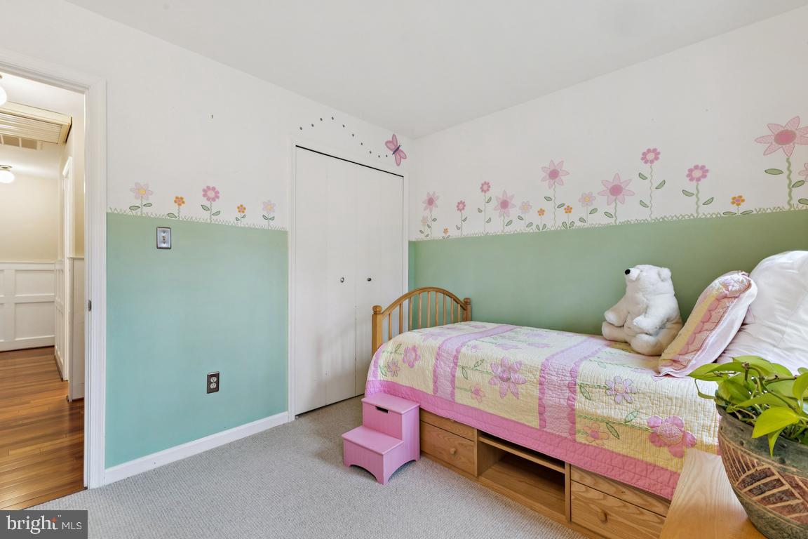 2698 LINDA MARIE DRIVE