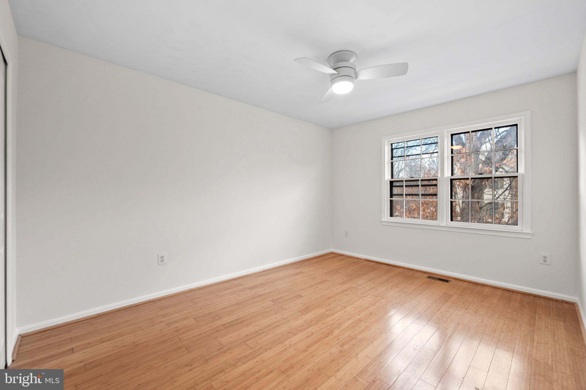 2880 KELLY SQUARE