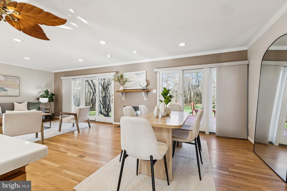 2926 FORT LEE STREET