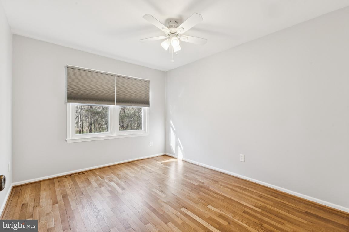 2926 FORT LEE STREET