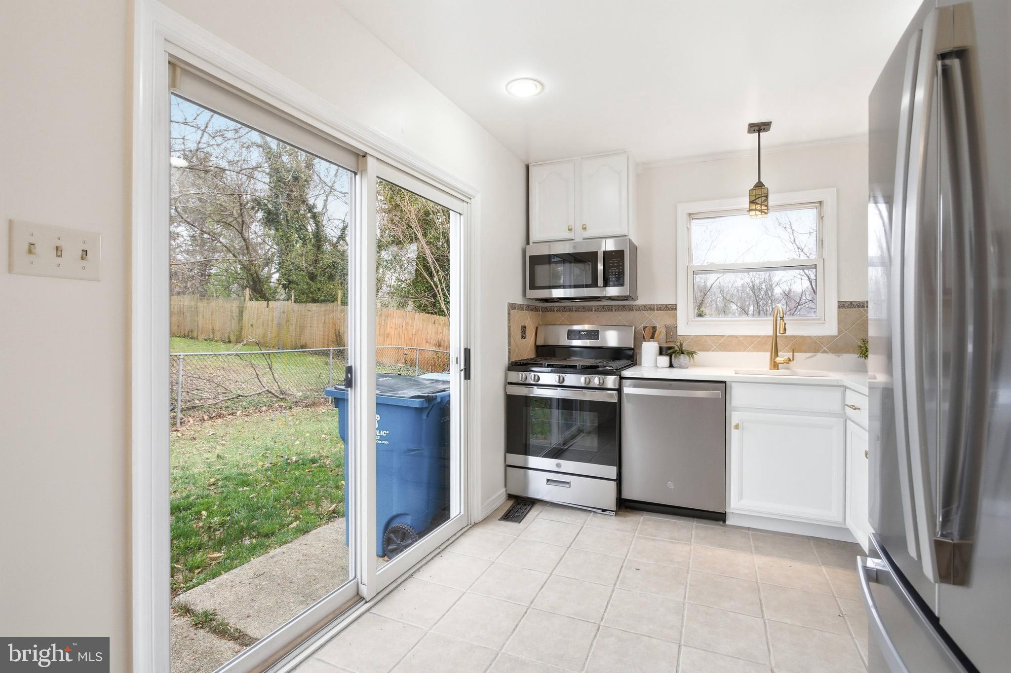 6207 GEMINI COURT