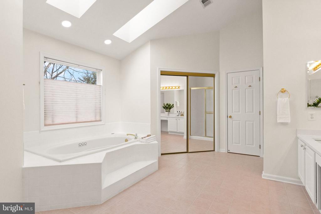 5105 WHISPER WILLOW DRIVE