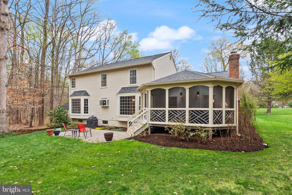 4928 NOVAK LANE