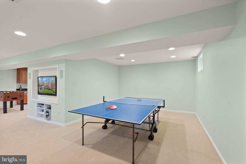 4928 NOVAK LANE