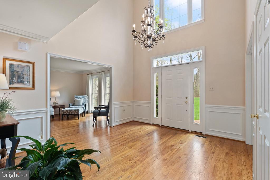 4928 NOVAK LANE