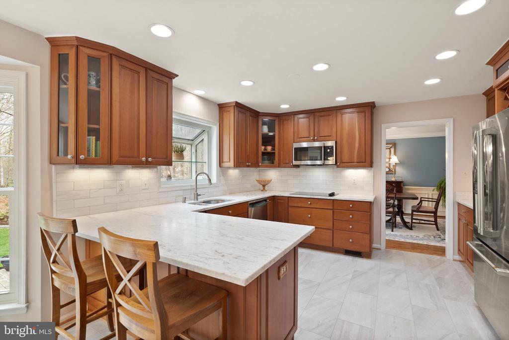 4928 NOVAK LANE