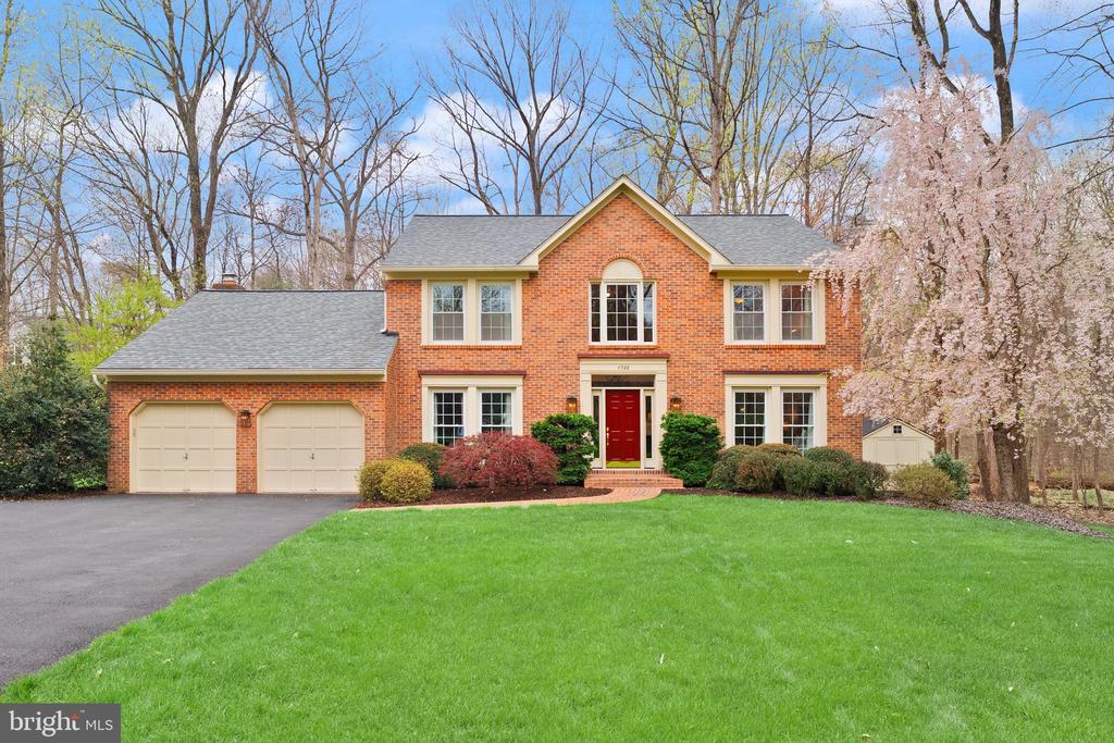 4928 NOVAK LANE