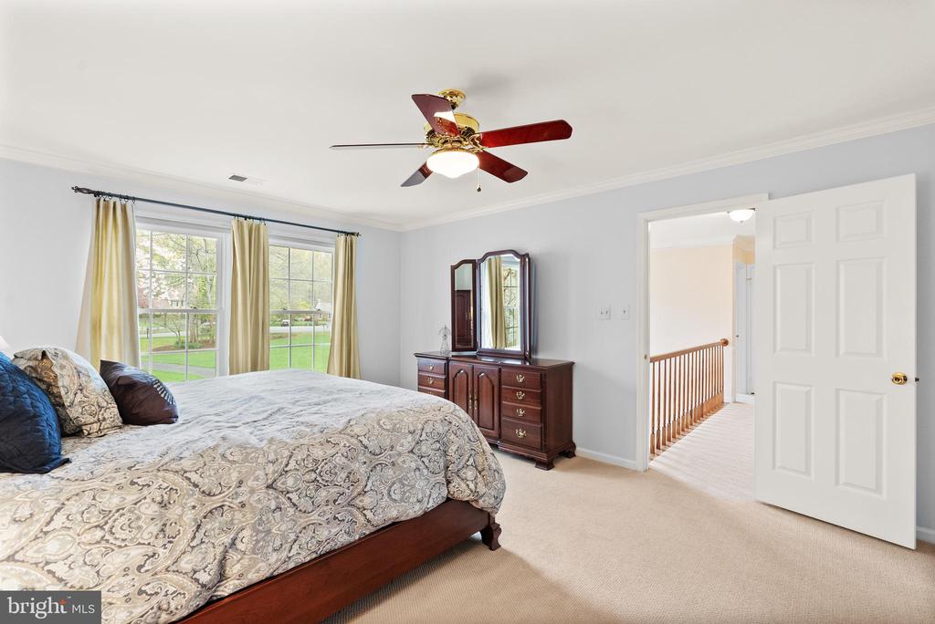 4928 NOVAK LANE