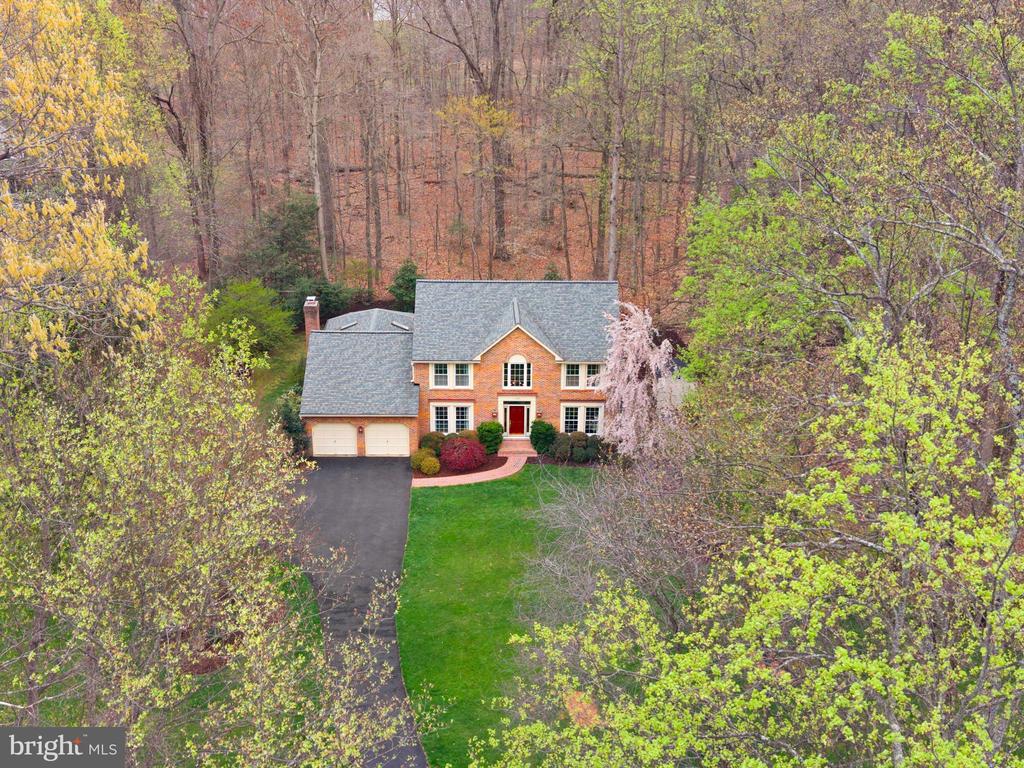 4928 NOVAK LANE