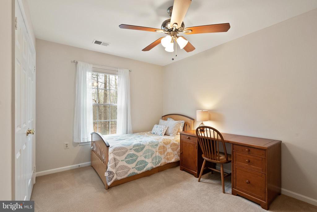 4928 NOVAK LANE