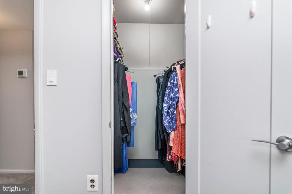 1904 WILSON LANE 101