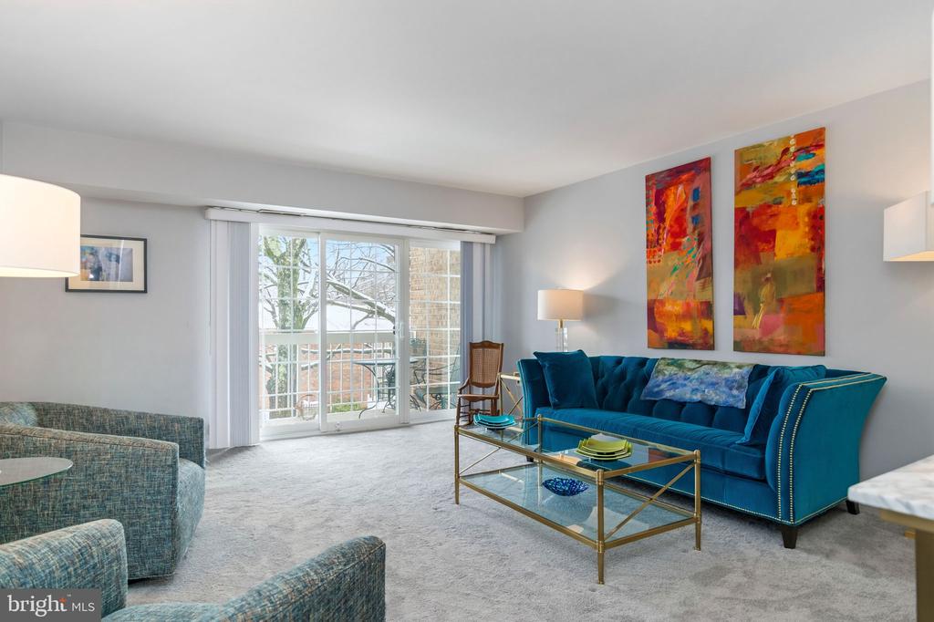 1904 WILSON LANE 101