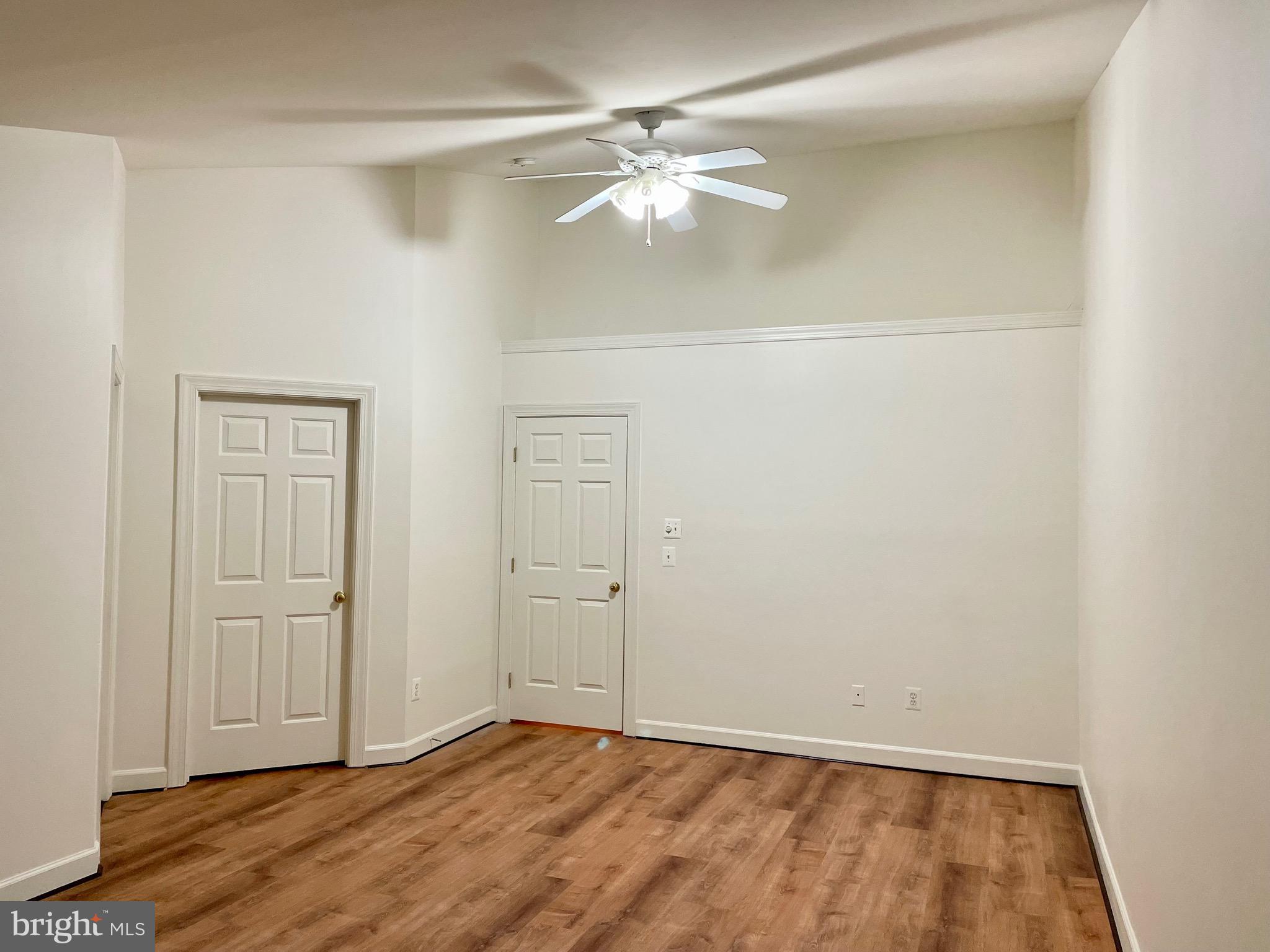 9135 SILVERSHADOW COURT