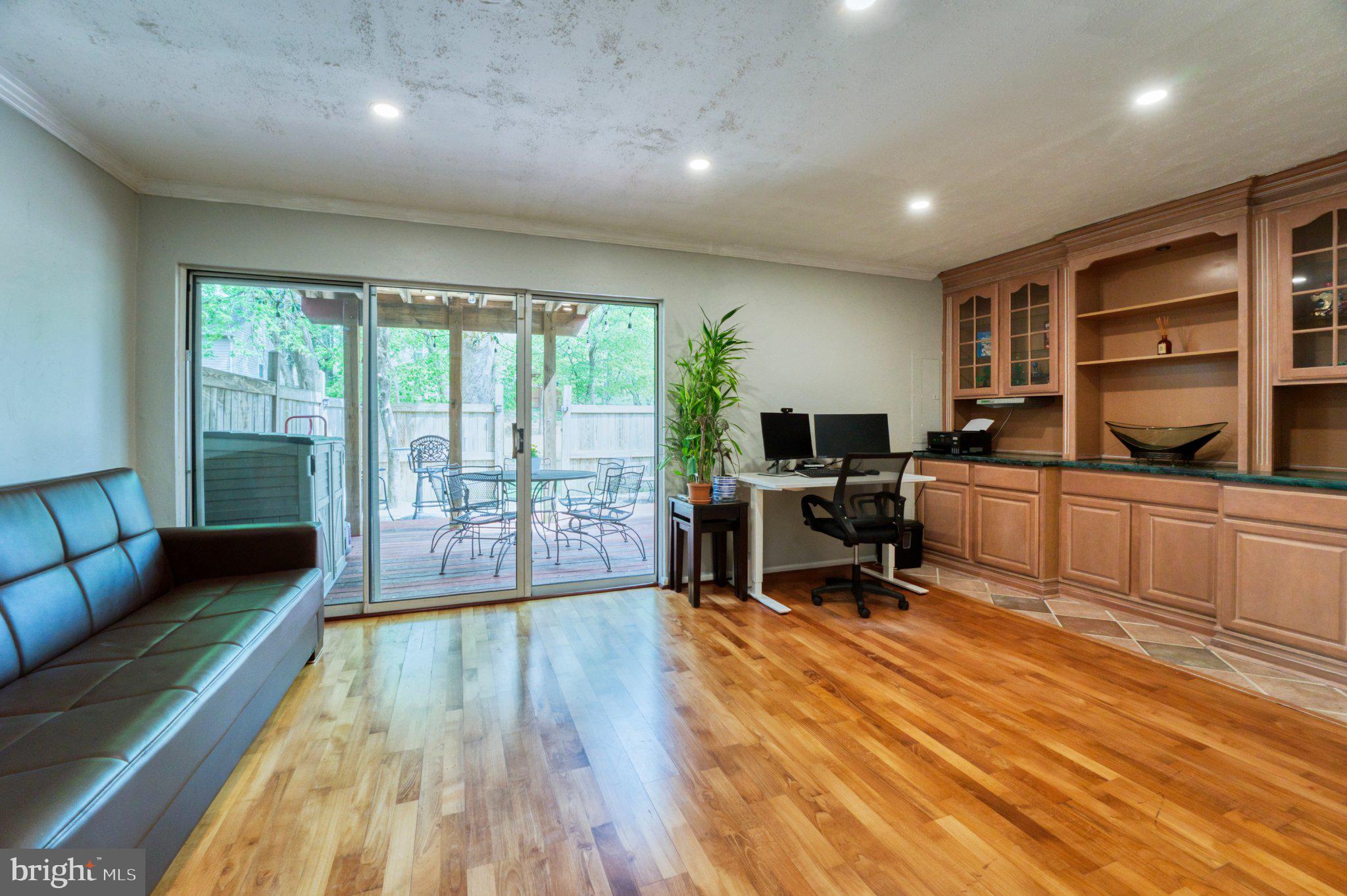 5613 GOSLING DRIVE