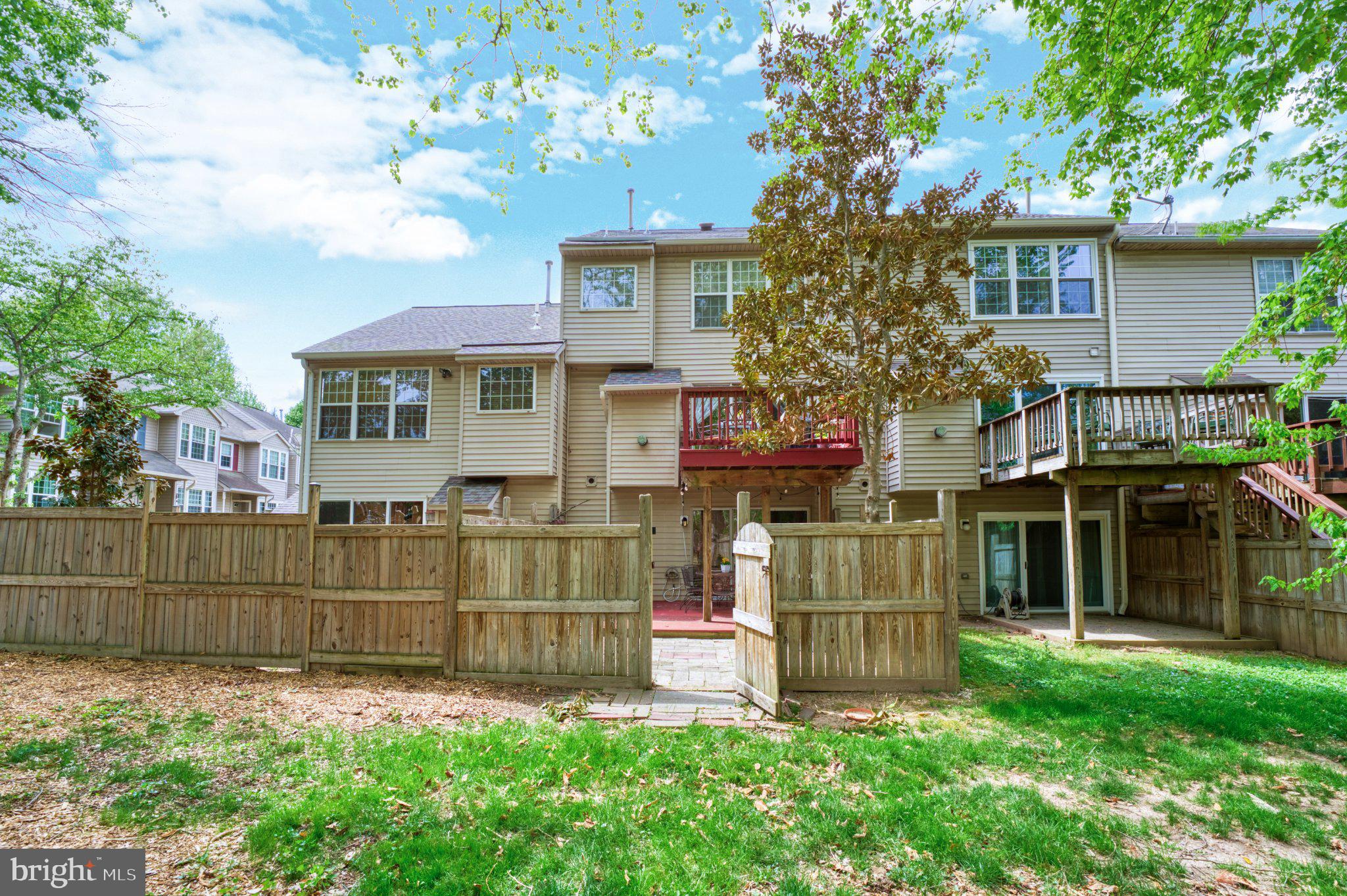5613 GOSLING DRIVE