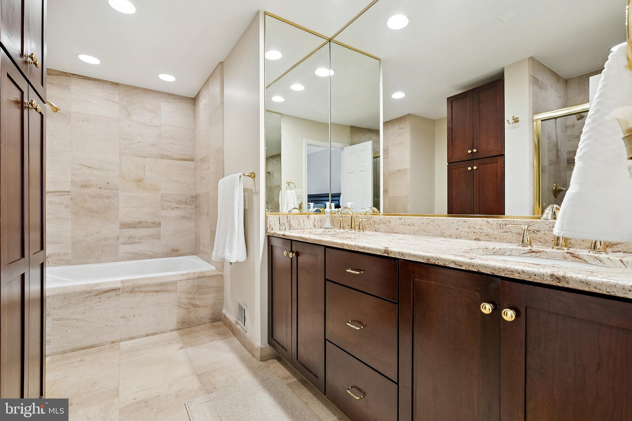 7810 ASHLEY GLEN ROAD