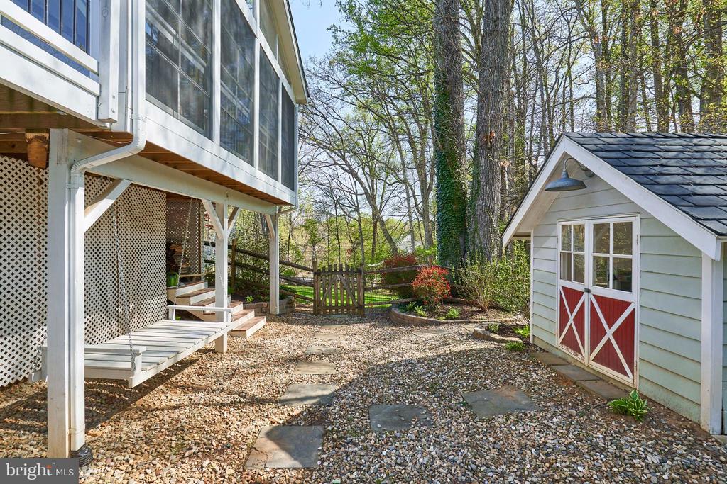 3270 FOX MILL ROAD