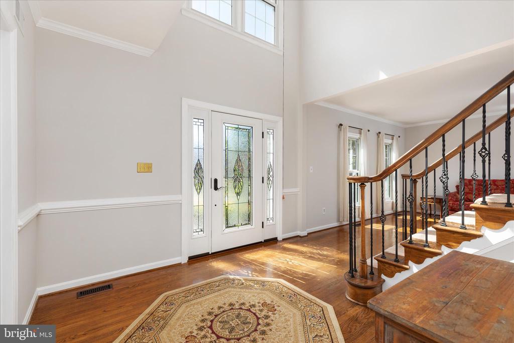 408 WOODGROVE COURT