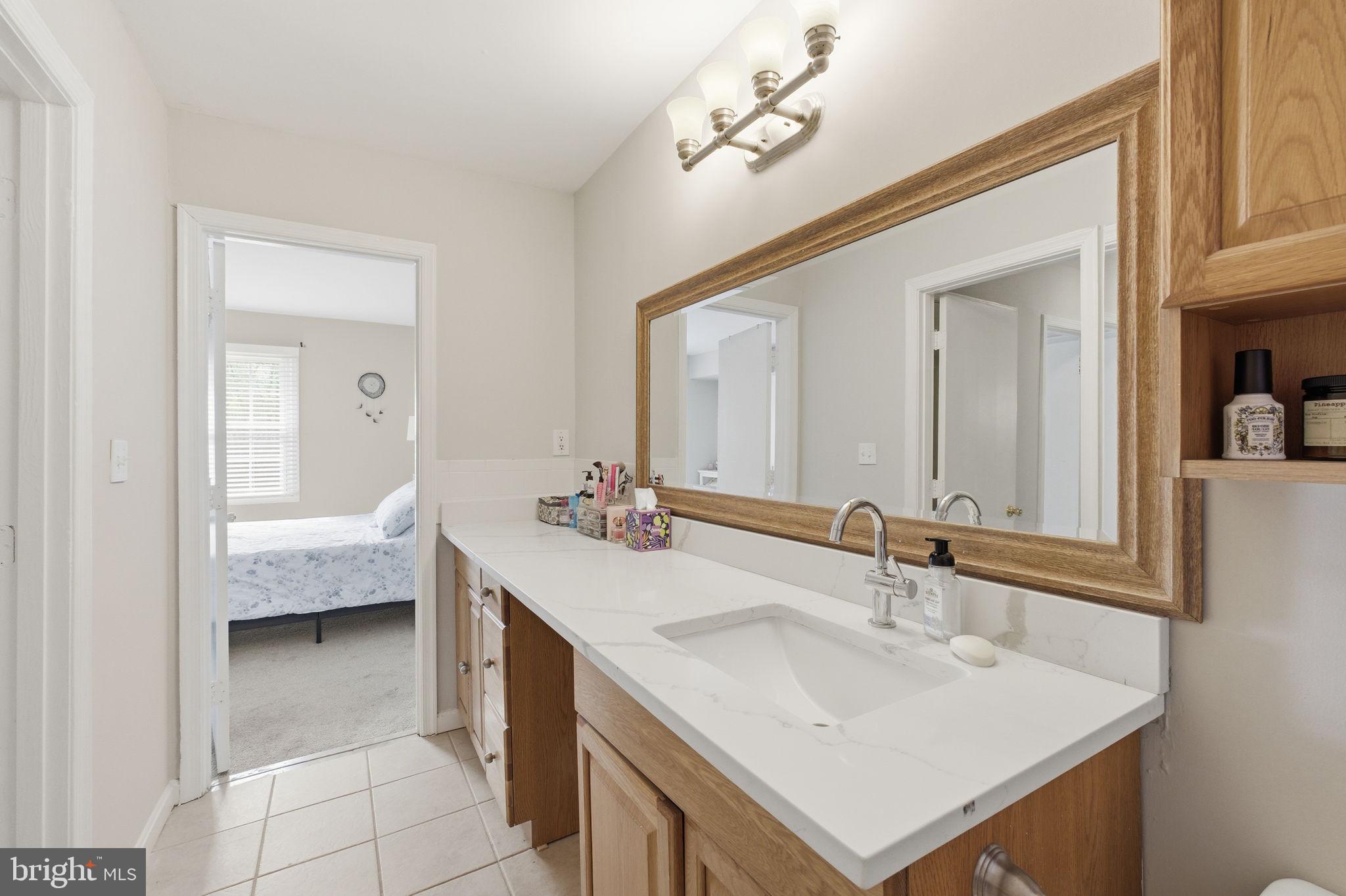 5911 PRINCE JAMES DRIVE E 25