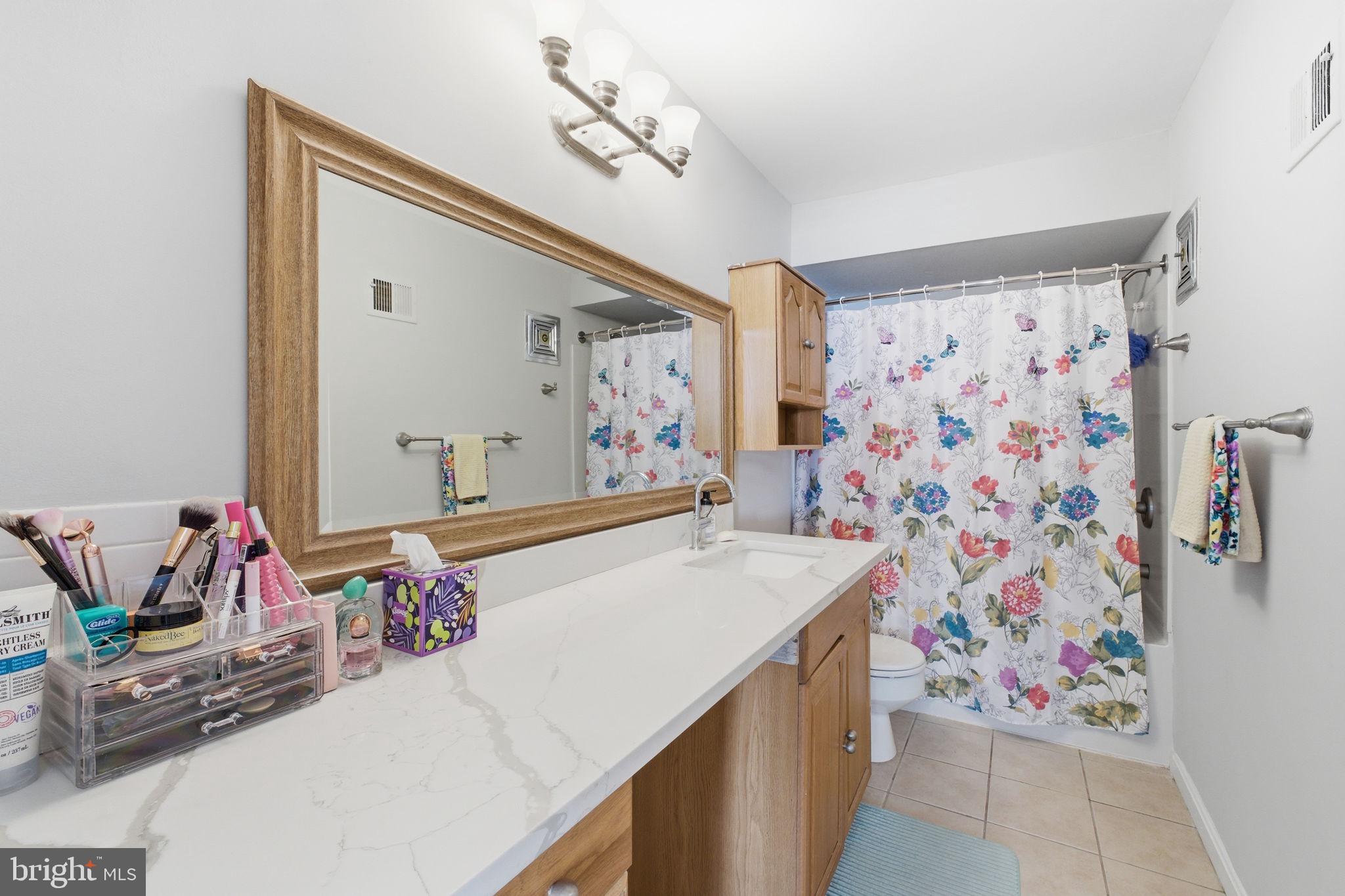 5911 PRINCE JAMES DRIVE E 25