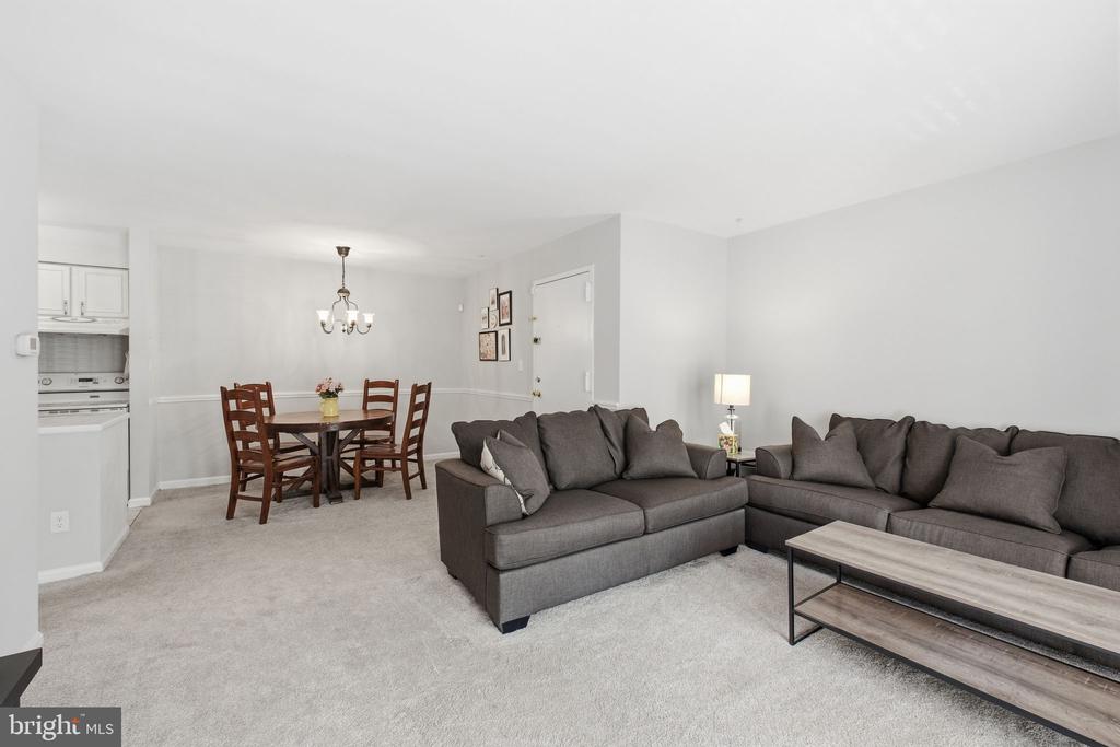 5911 PRINCE JAMES DRIVE E 25