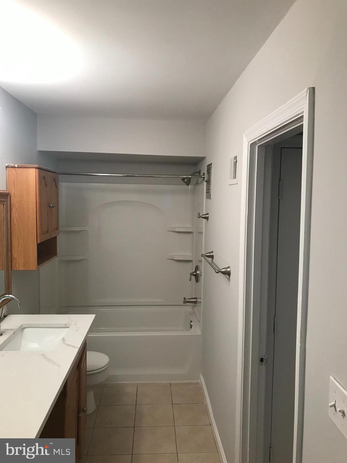 5911 PRINCE JAMES DRIVE E 25