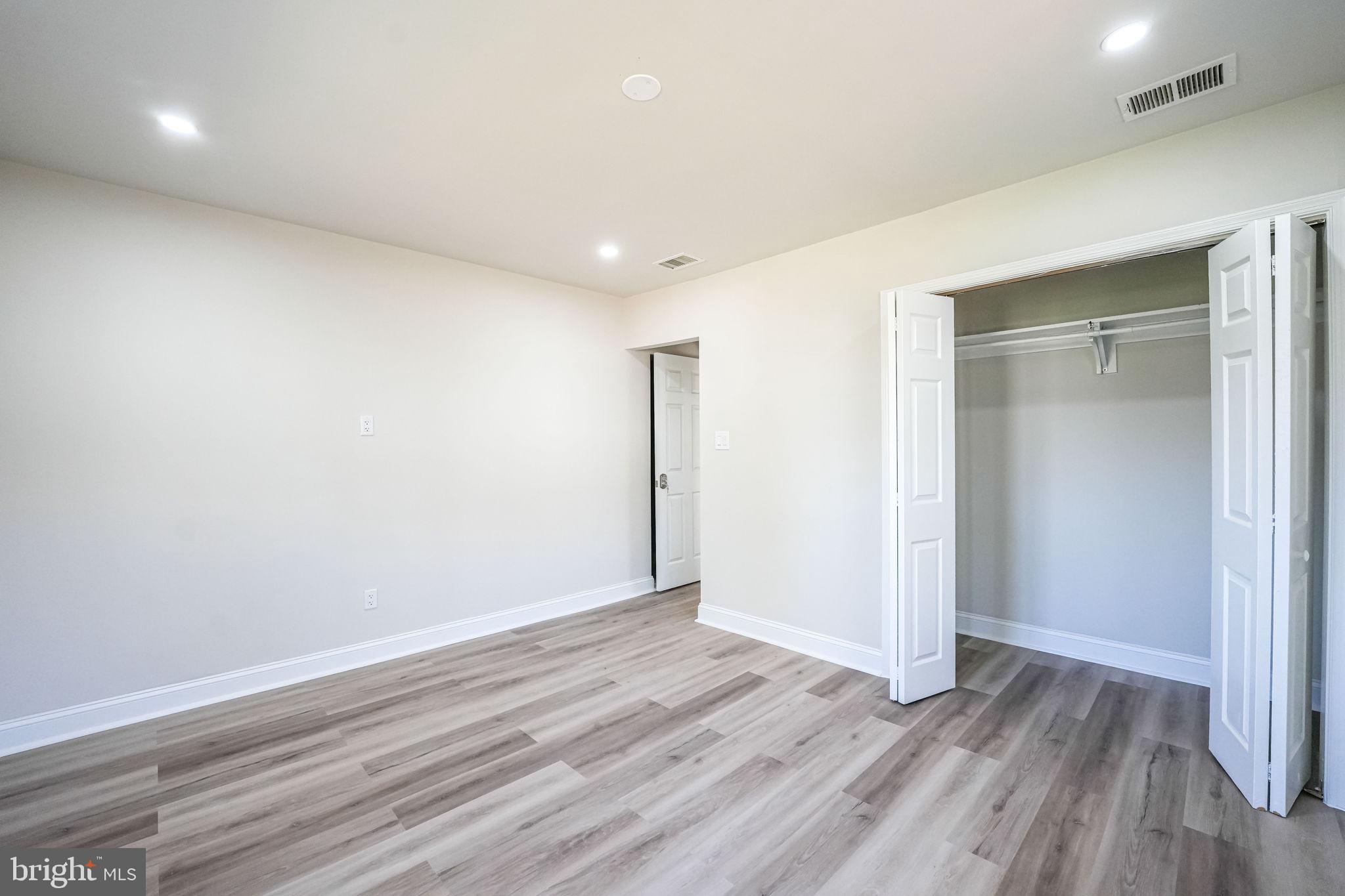 8665 CENTER ROAD