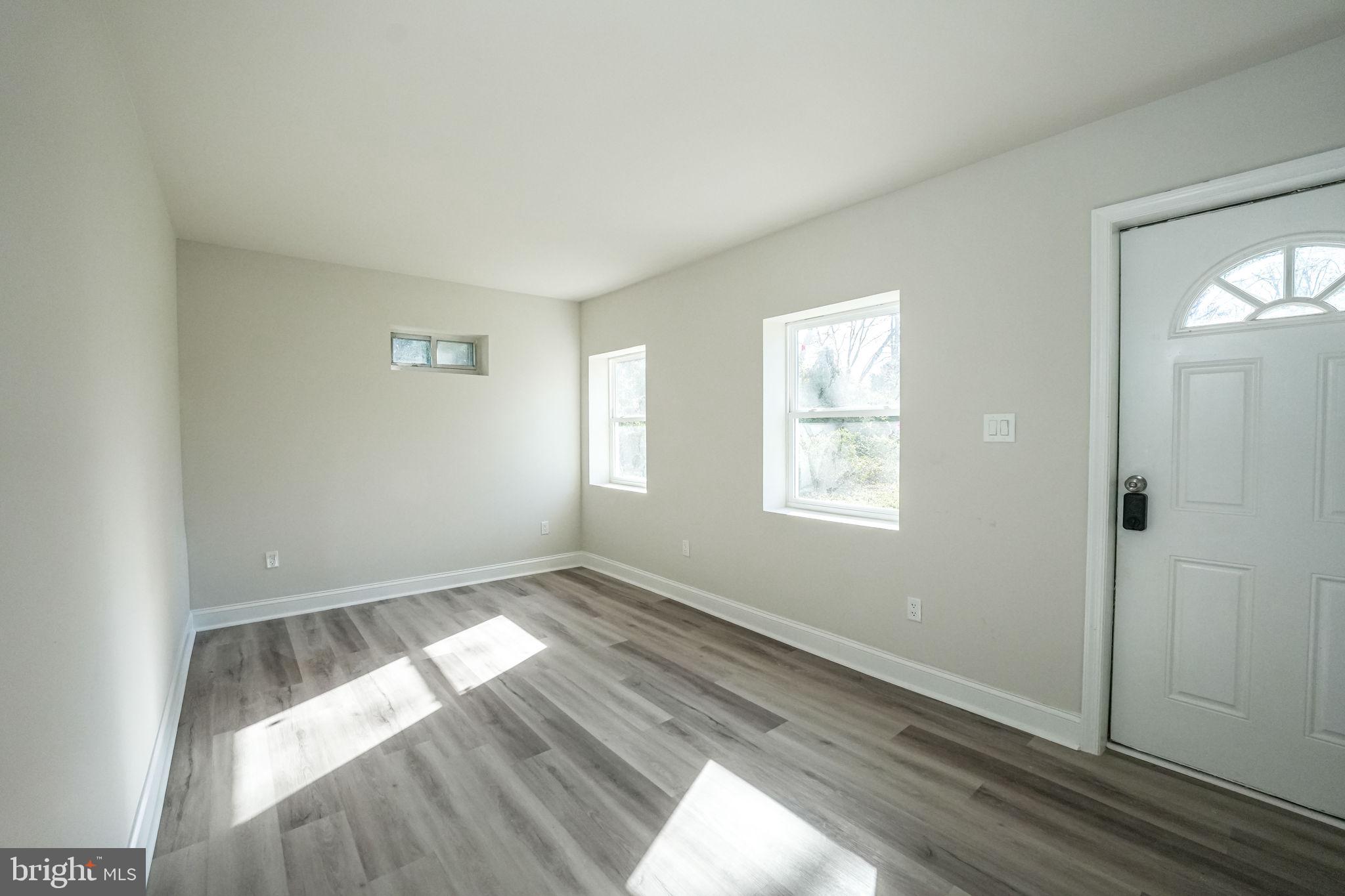 8665 CENTER ROAD