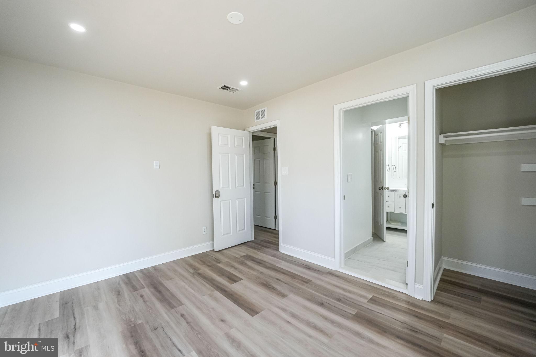 8665 CENTER ROAD