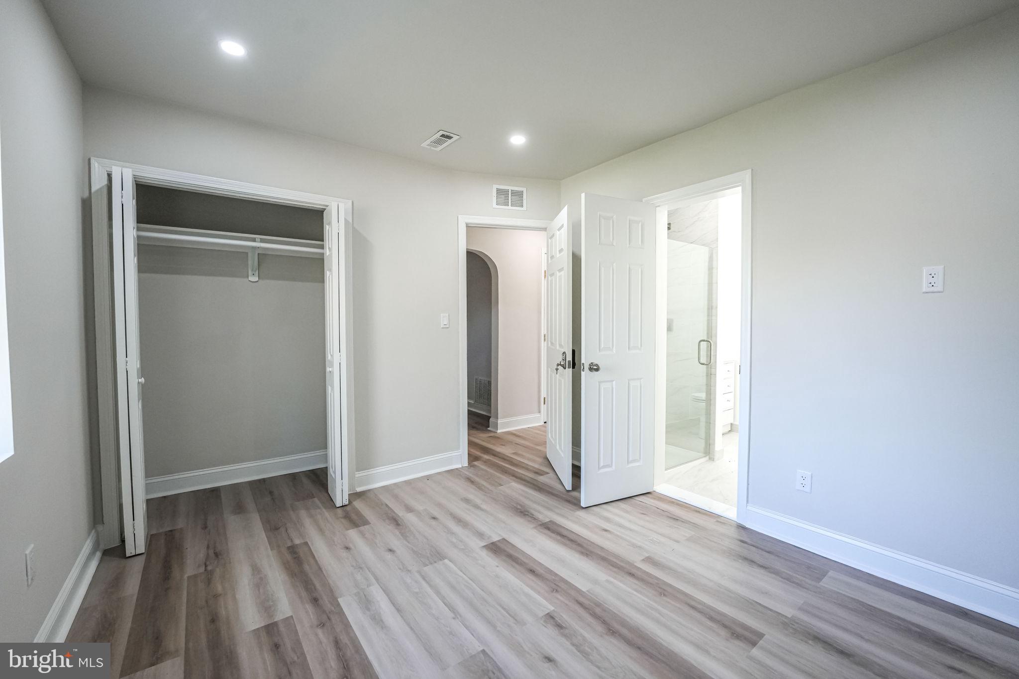 8665 CENTER ROAD