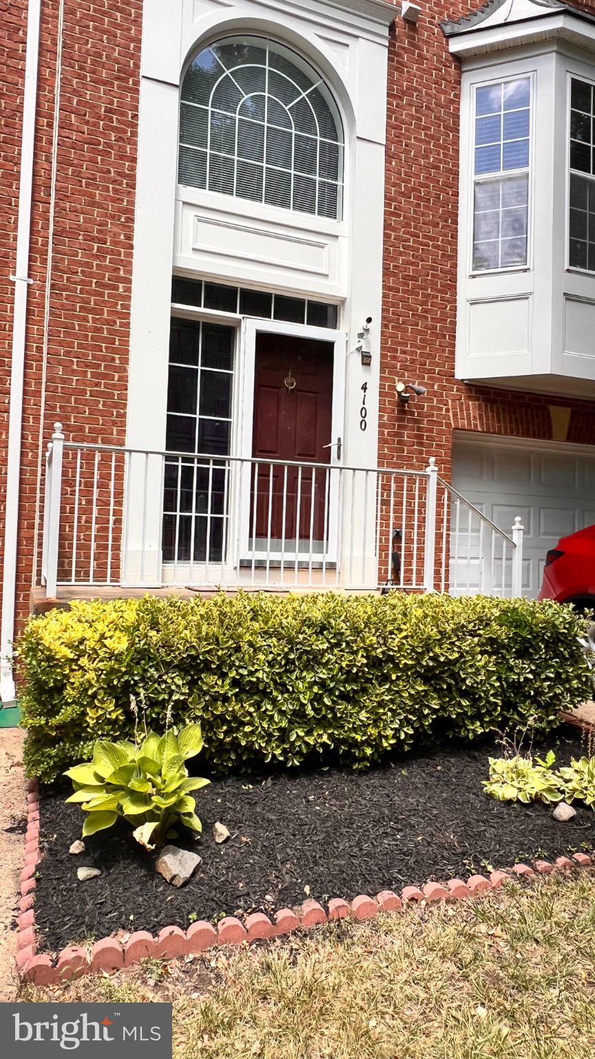 4100 FLOWER BOX COURT