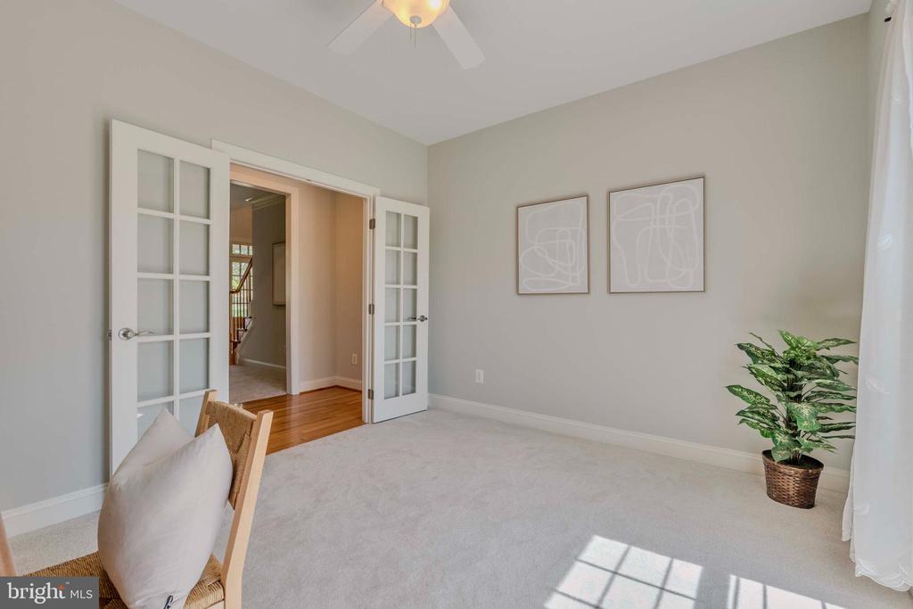 10409 DUNN MEADOW ROAD