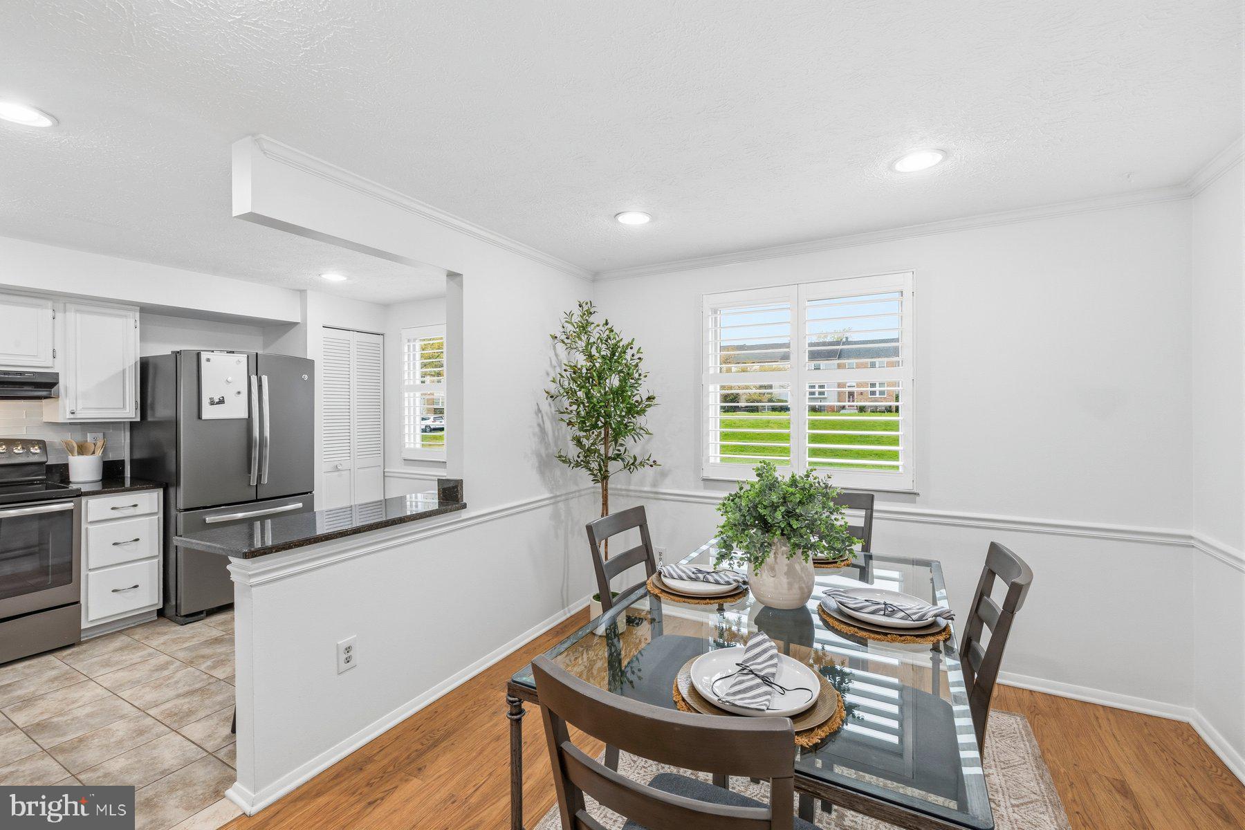 6102 GARDENIA COURT