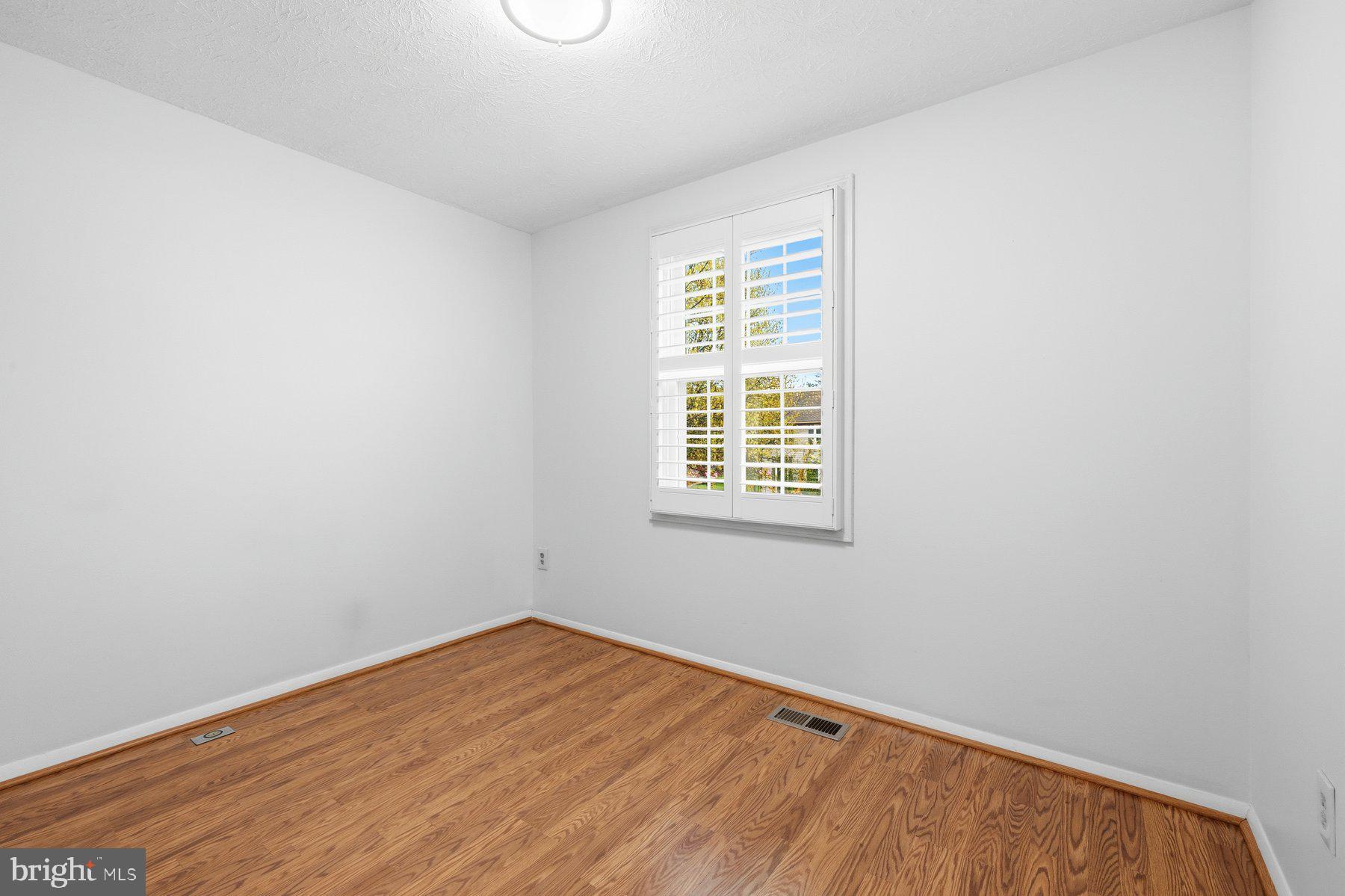 6102 GARDENIA COURT
