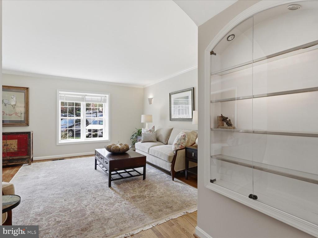 9251 BAILEY LANE