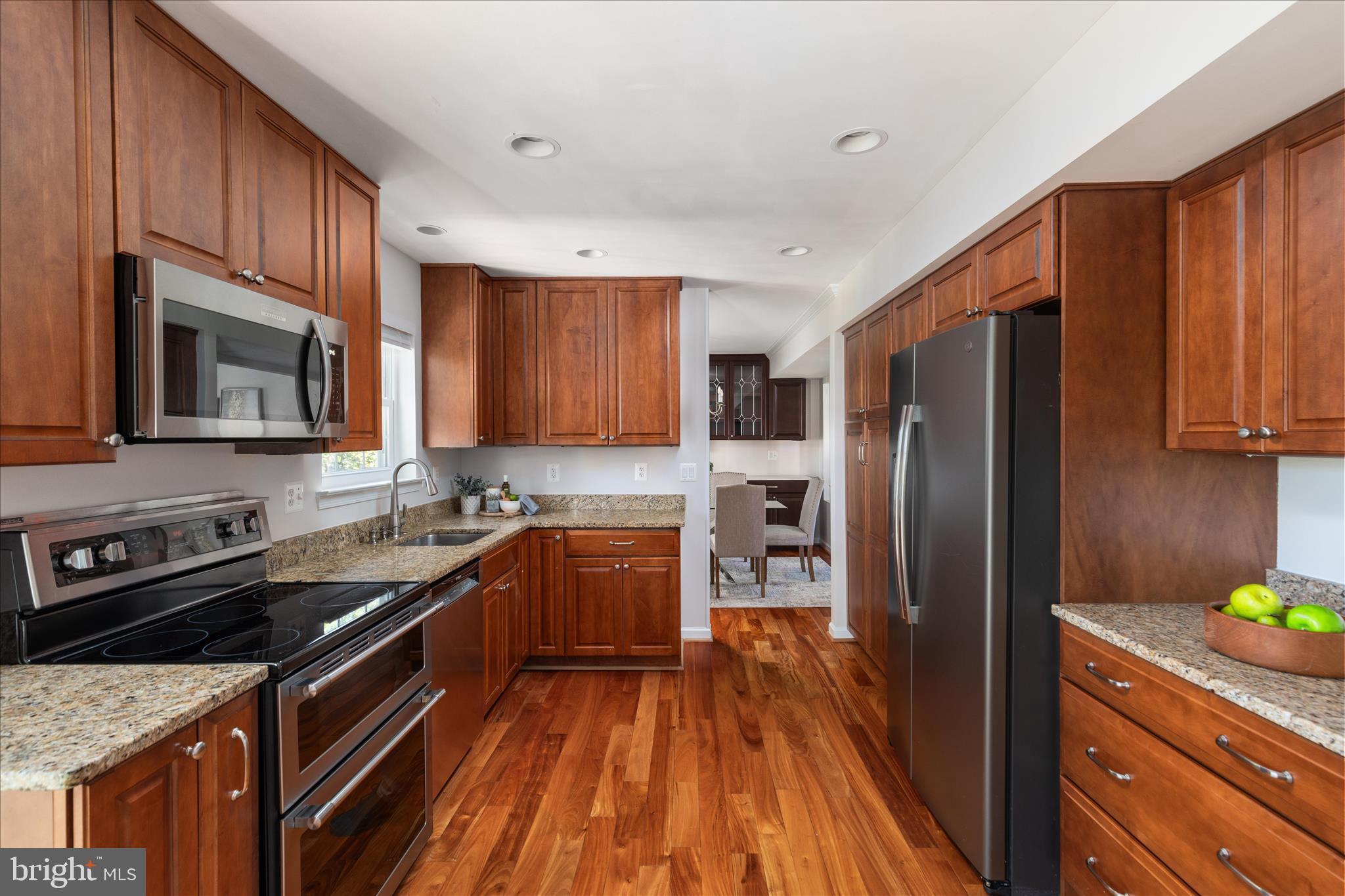 13132 THORNAPPLE PLACE