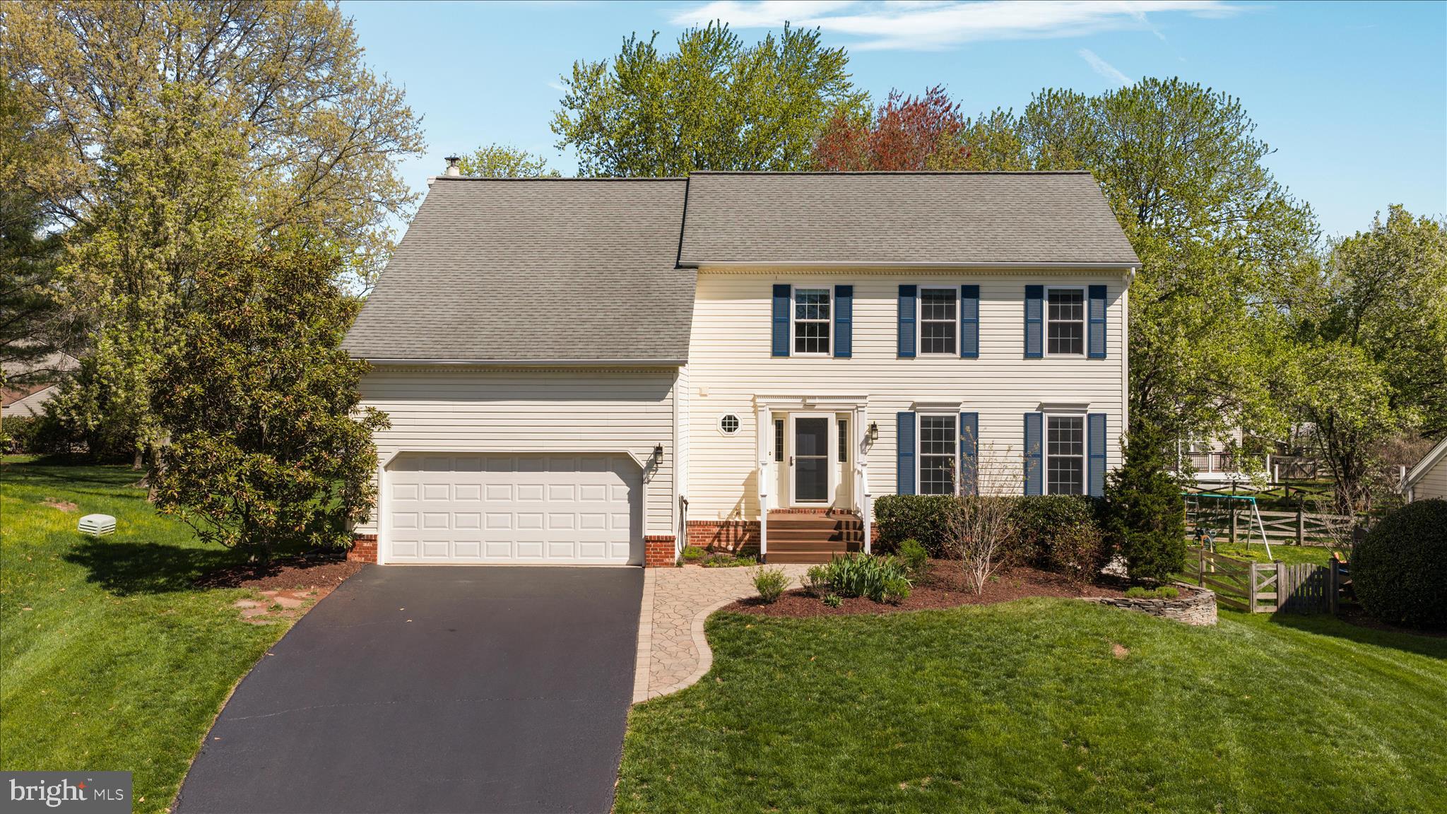 13132 THORNAPPLE PLACE
