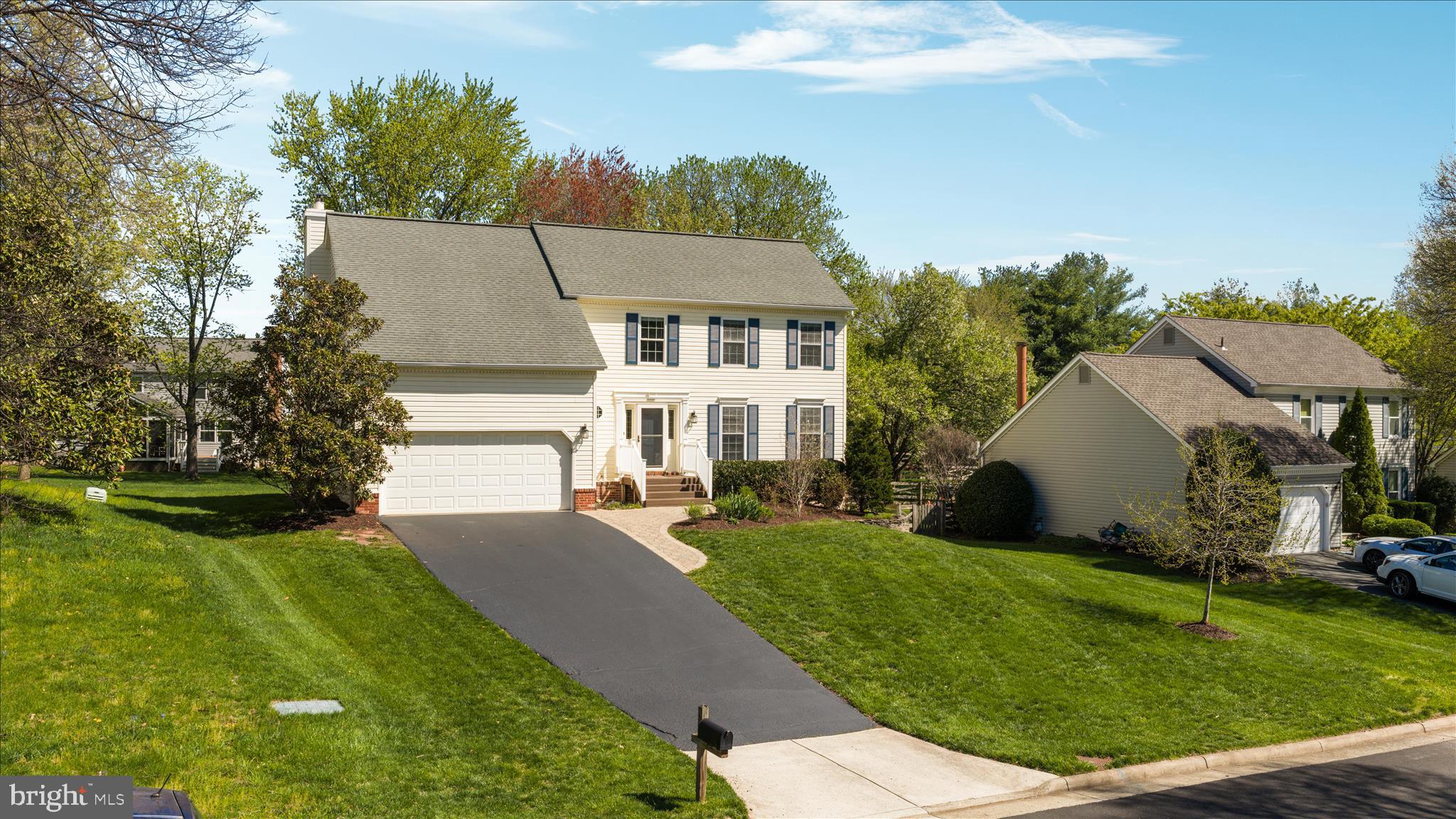 13132 THORNAPPLE PLACE