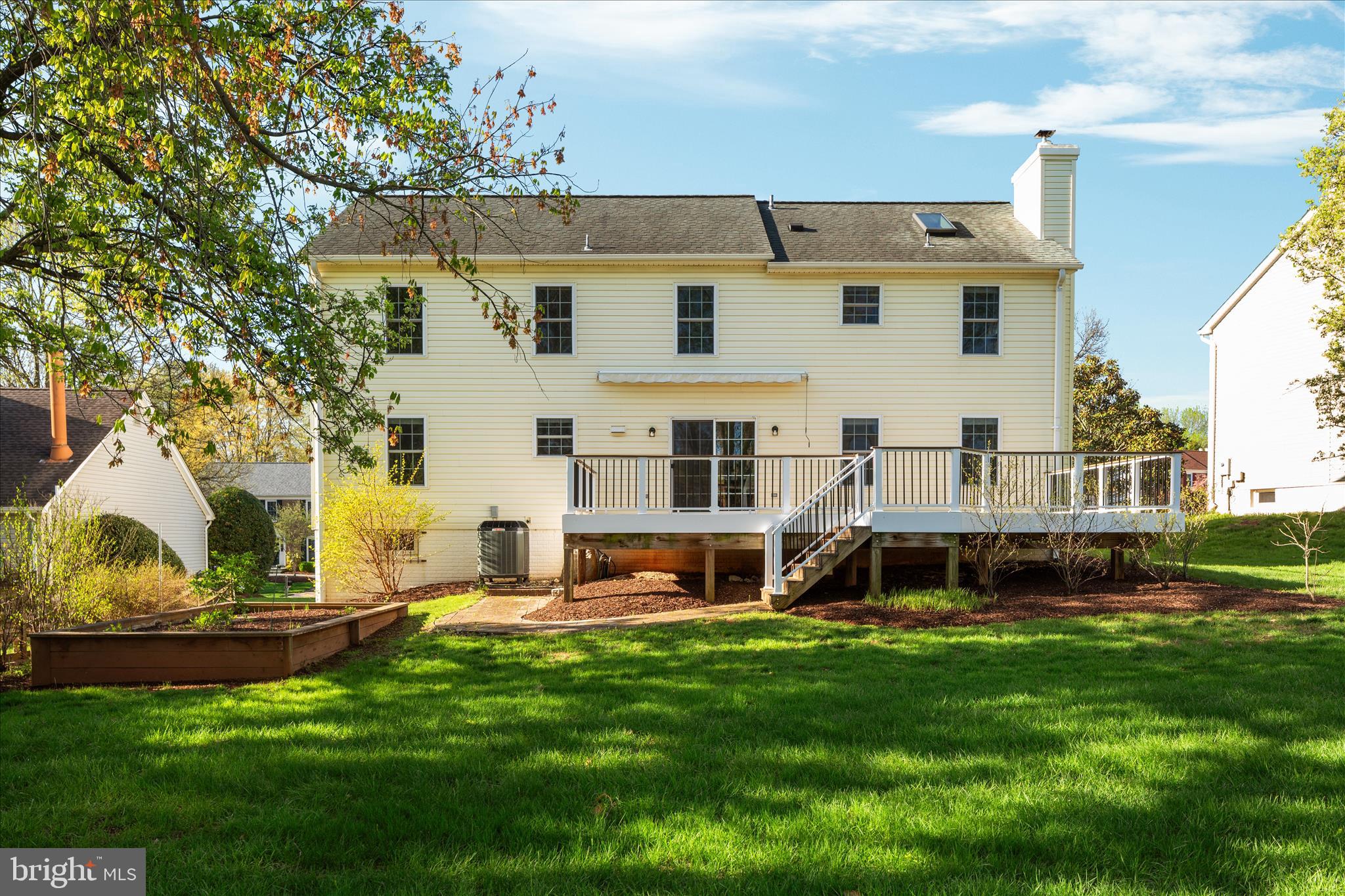 13132 THORNAPPLE PLACE