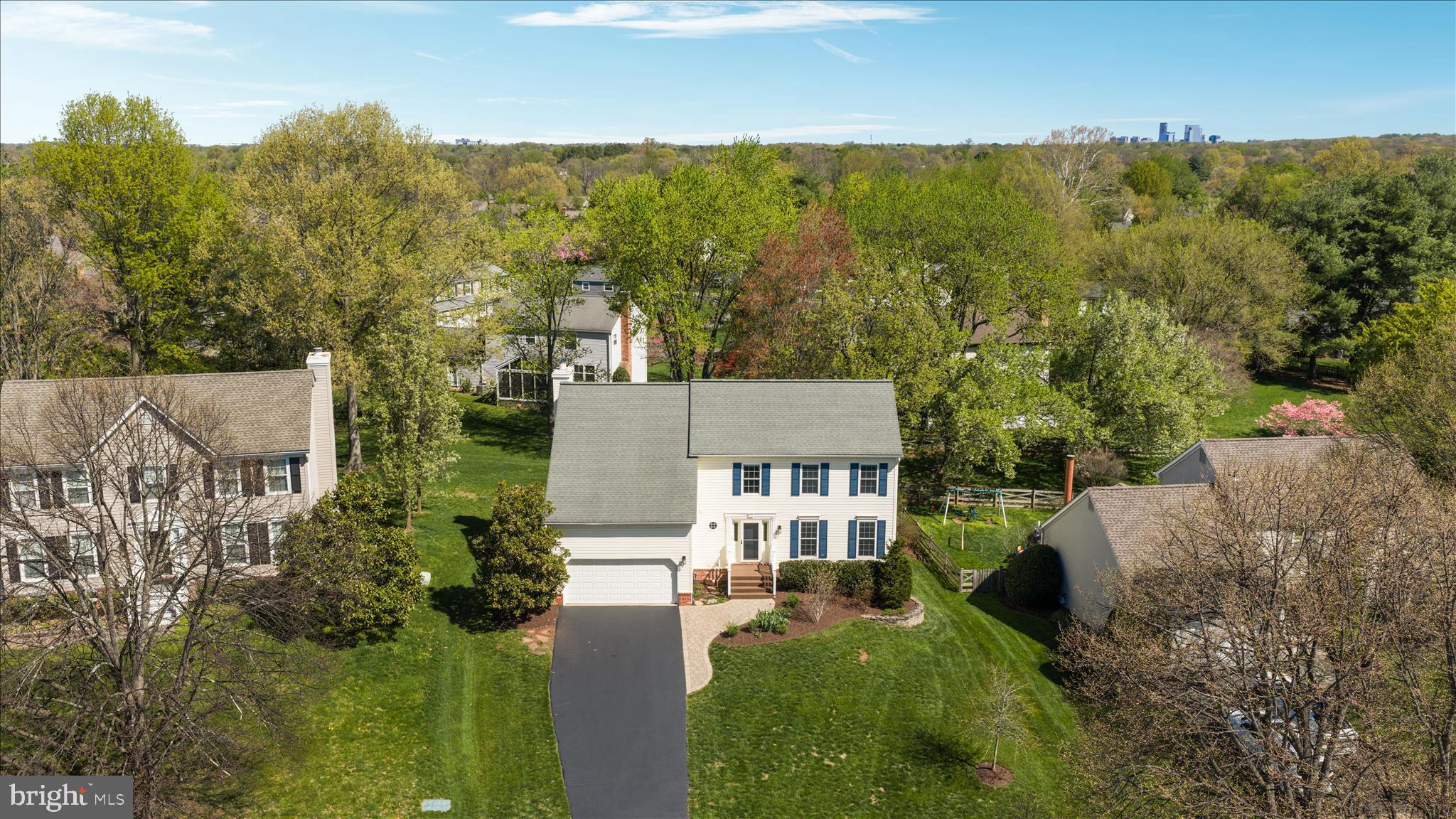 13132 THORNAPPLE PLACE