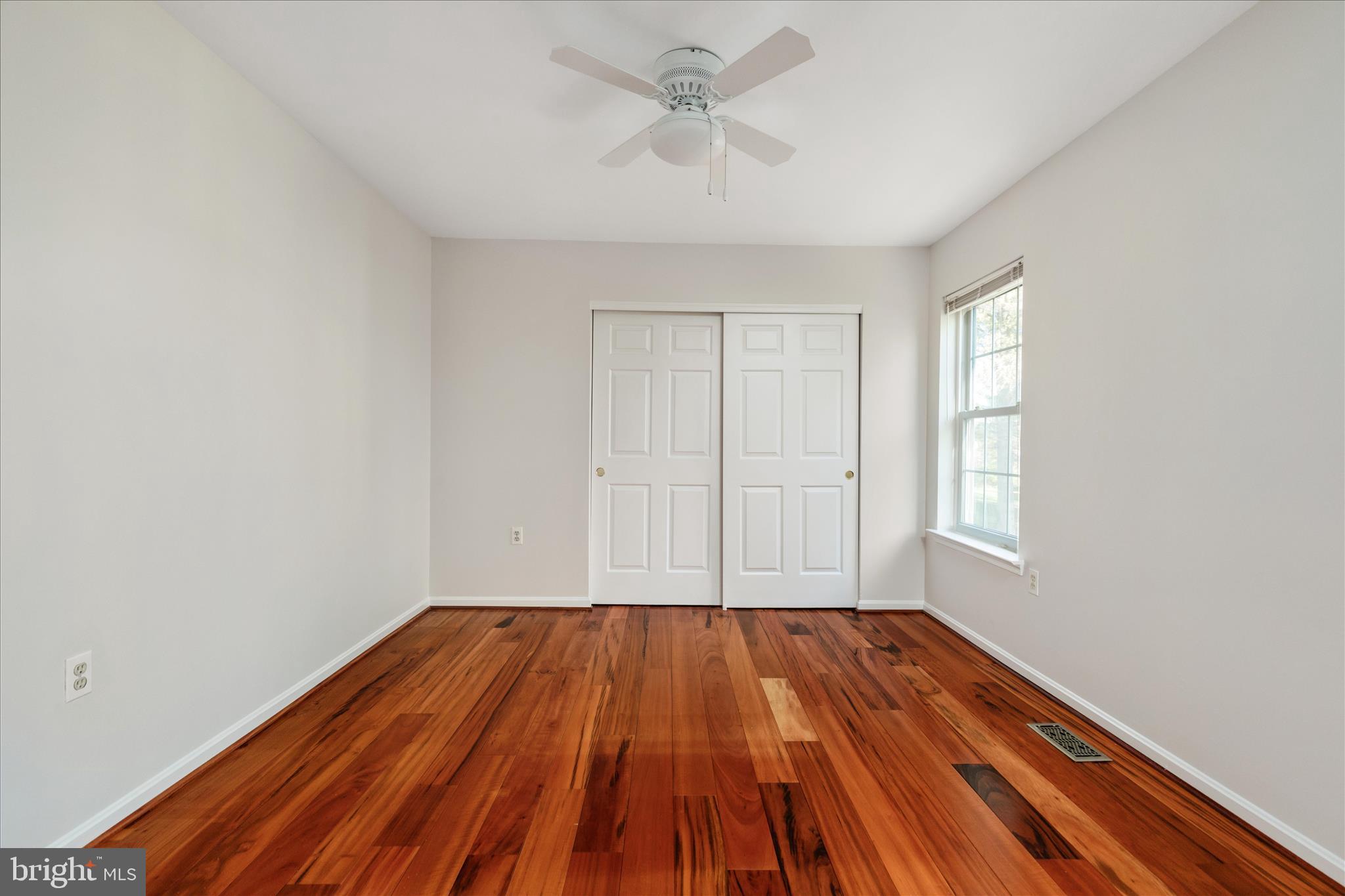 13132 THORNAPPLE PLACE