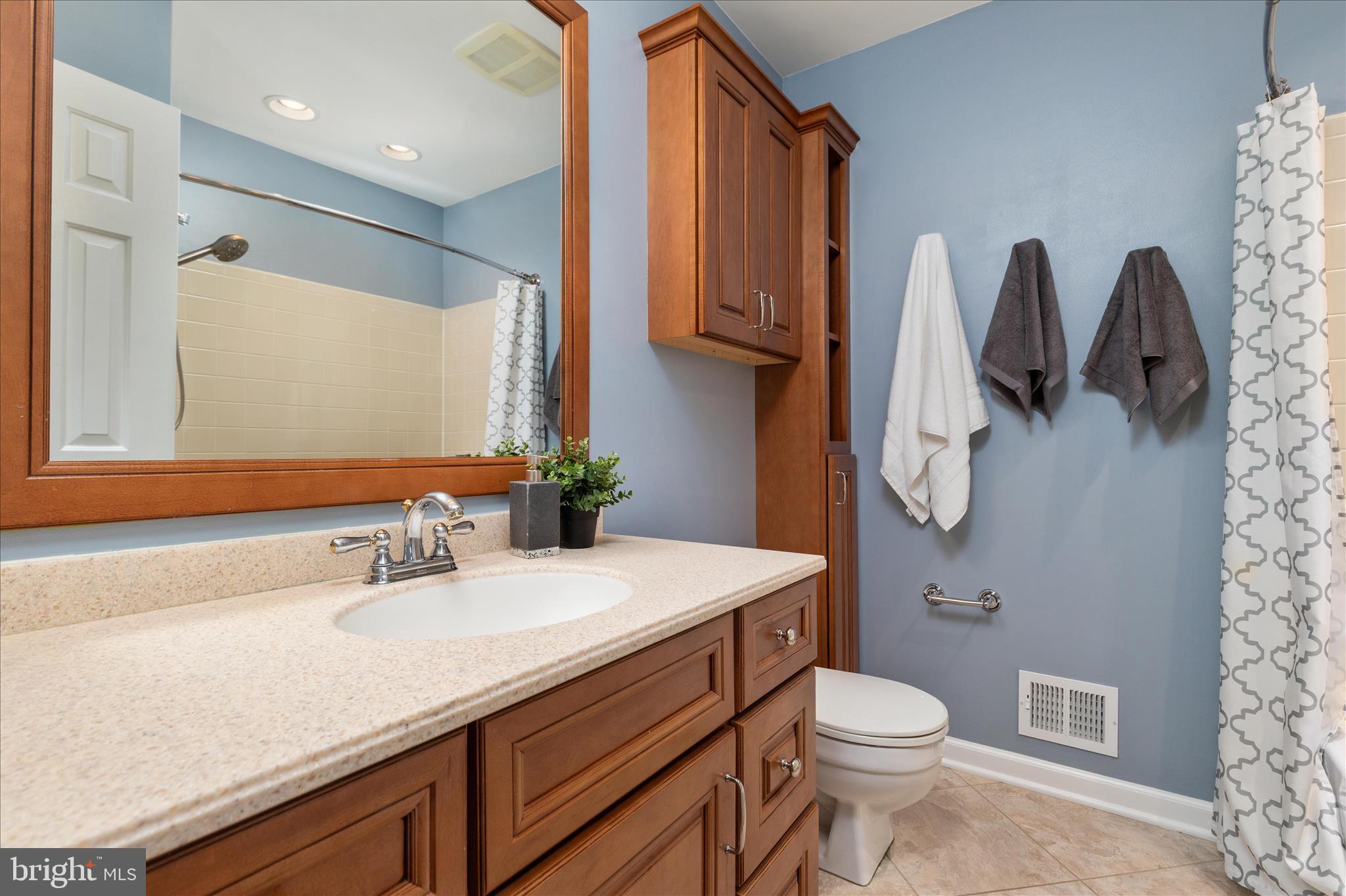 13132 THORNAPPLE PLACE