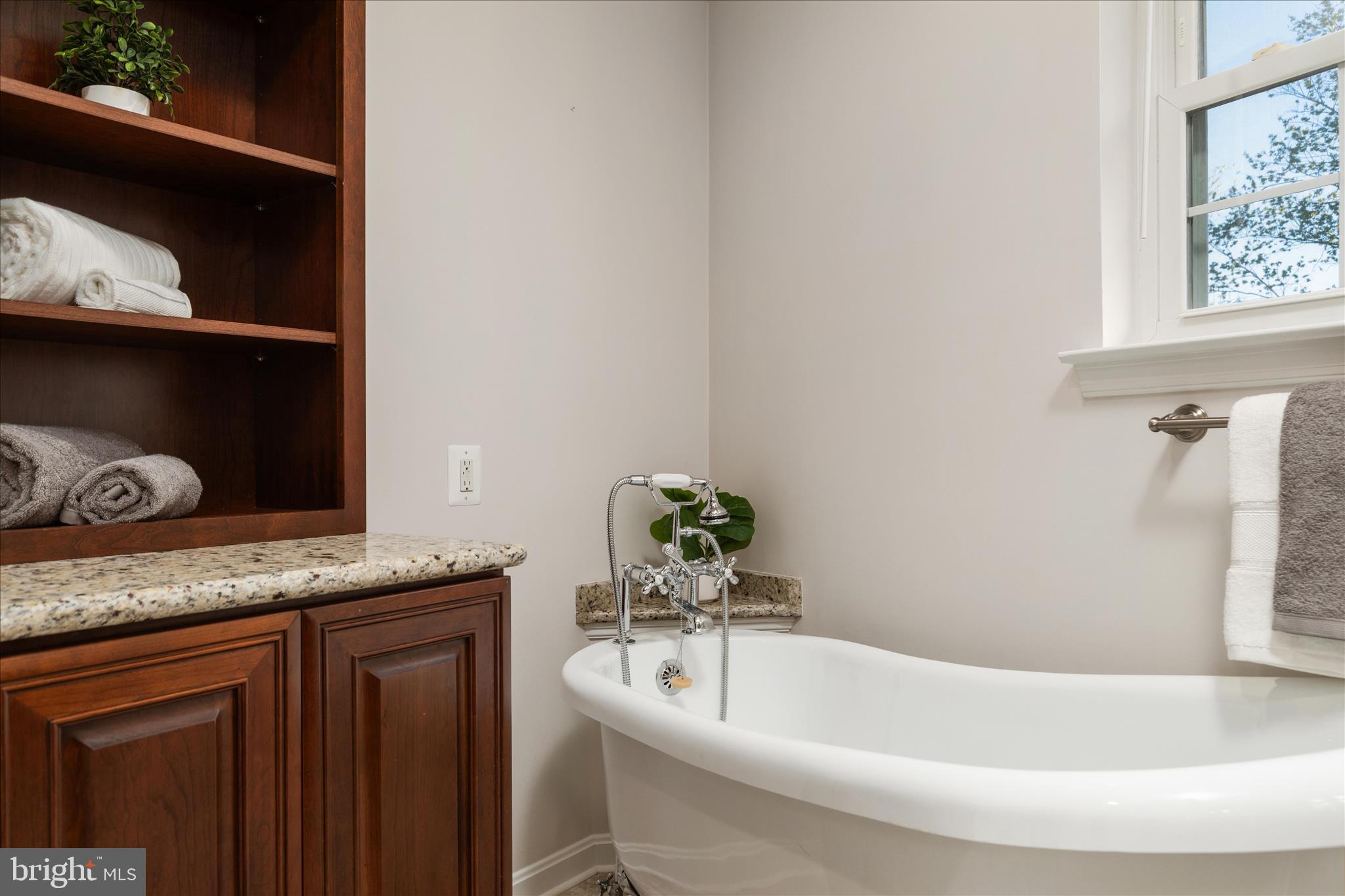 13132 THORNAPPLE PLACE