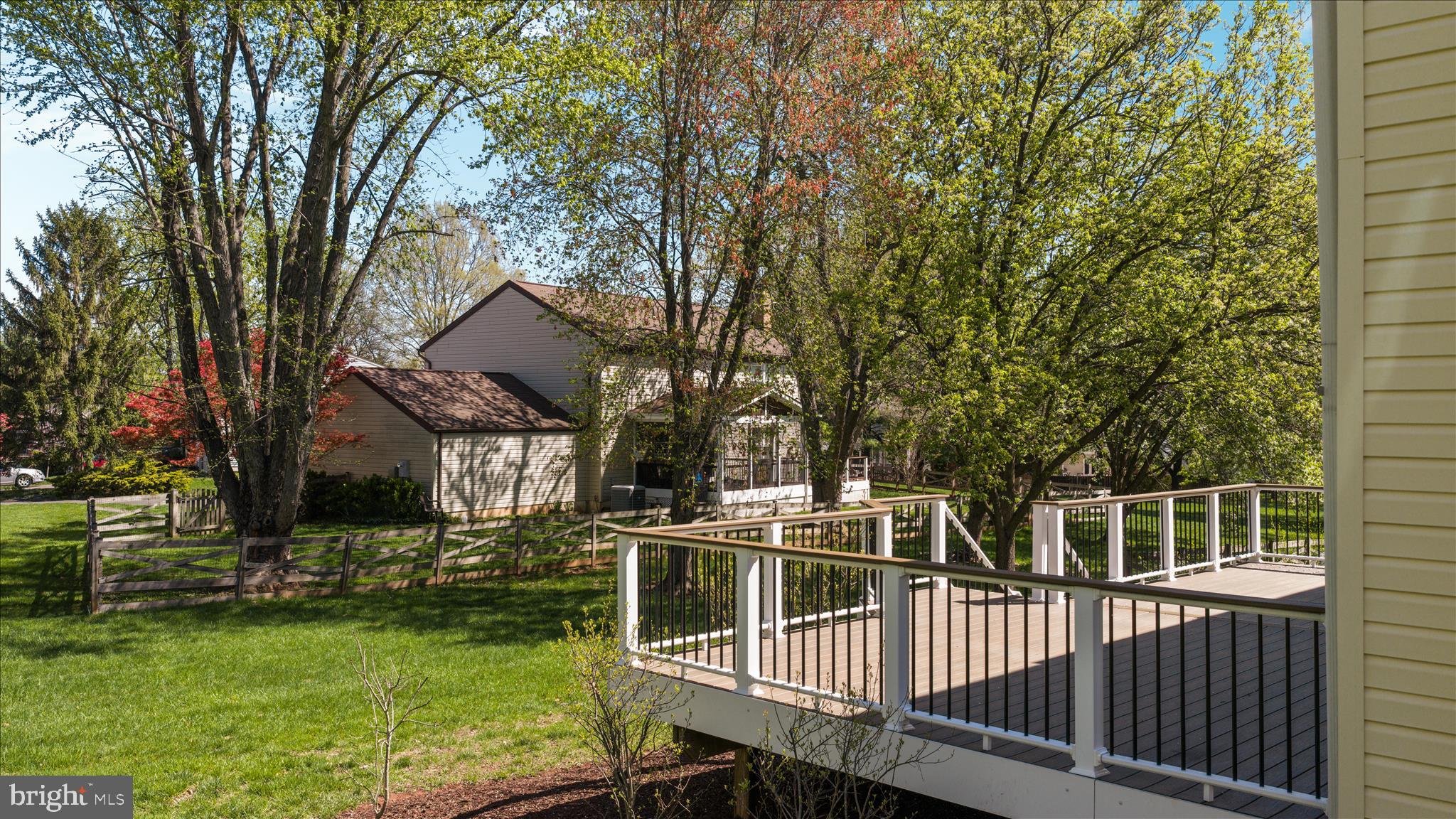 13132 THORNAPPLE PLACE