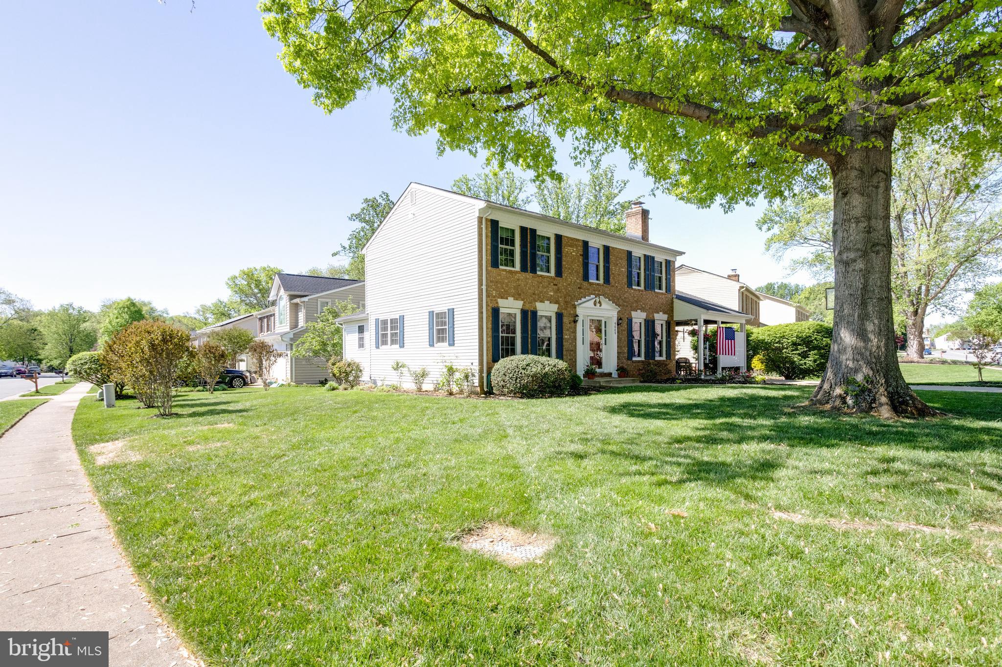 9009 LAKE BRADDOCK DRIVE