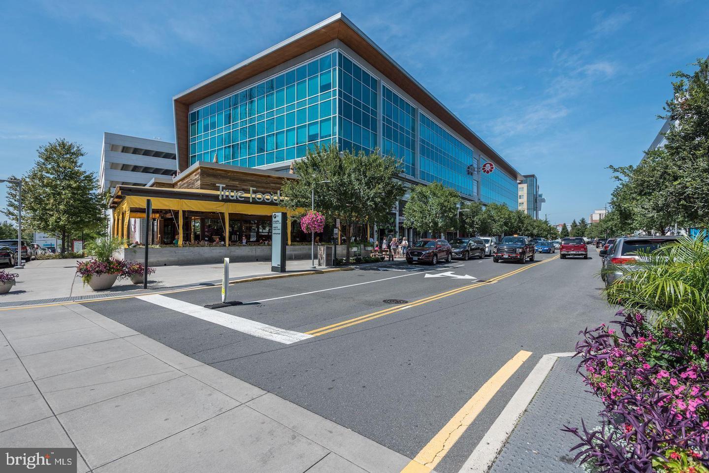 2205 WESTMORELAND STREET