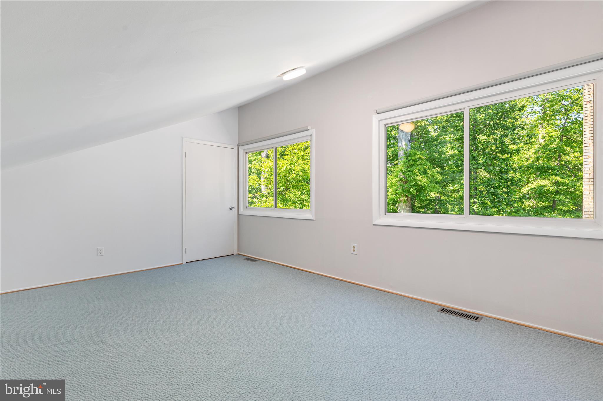 12108 QUORN LANE