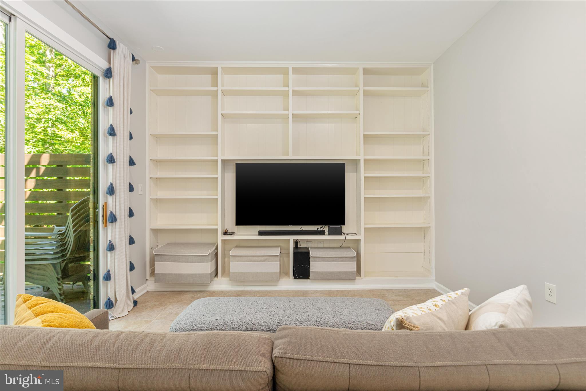 12108 QUORN LANE