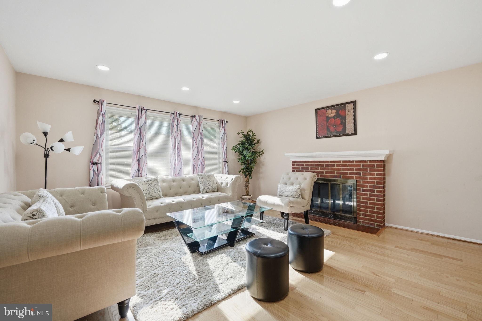 5209 COLUMBIA ROAD