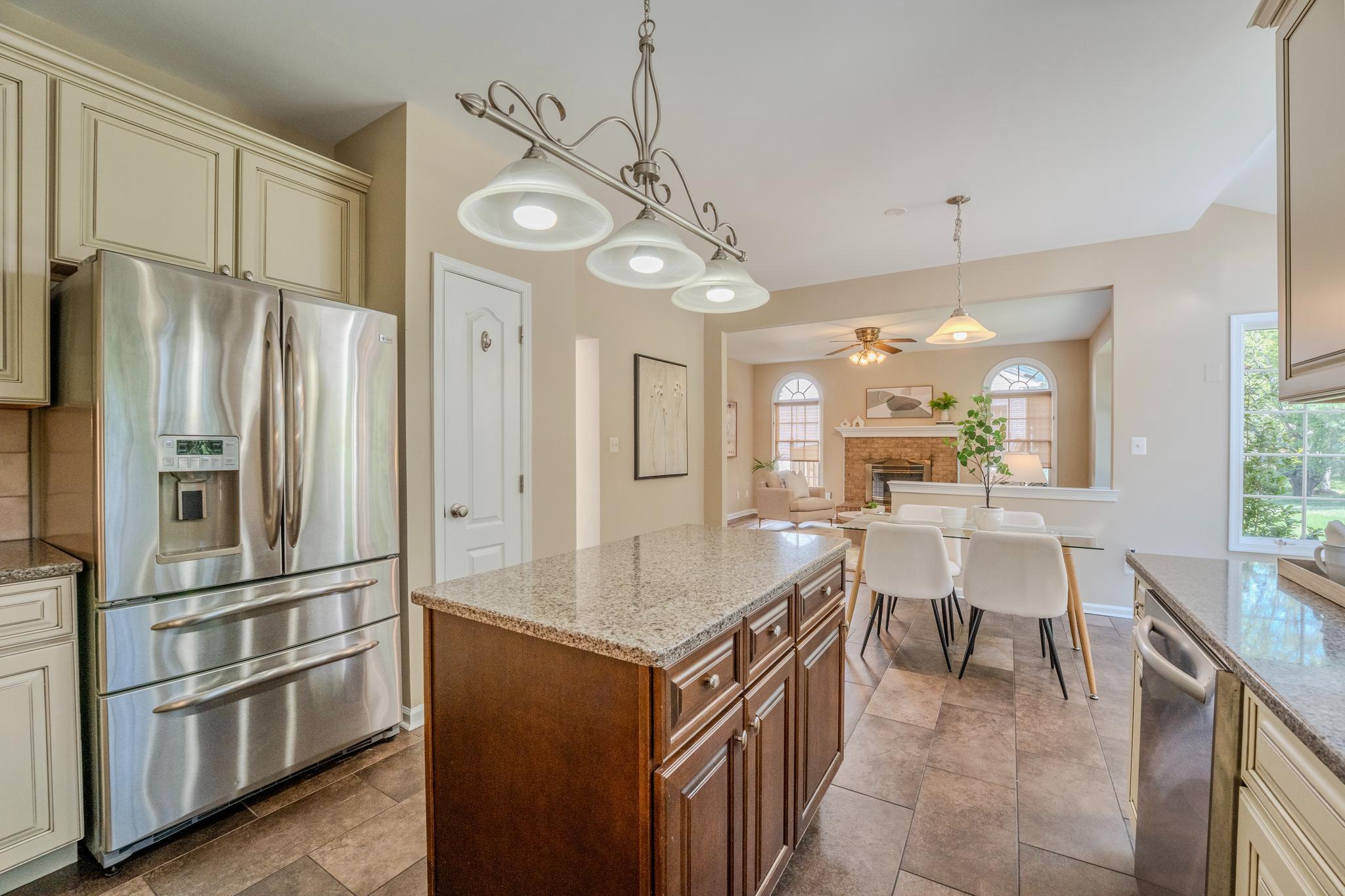 1327 MURRAY DOWNS WAY